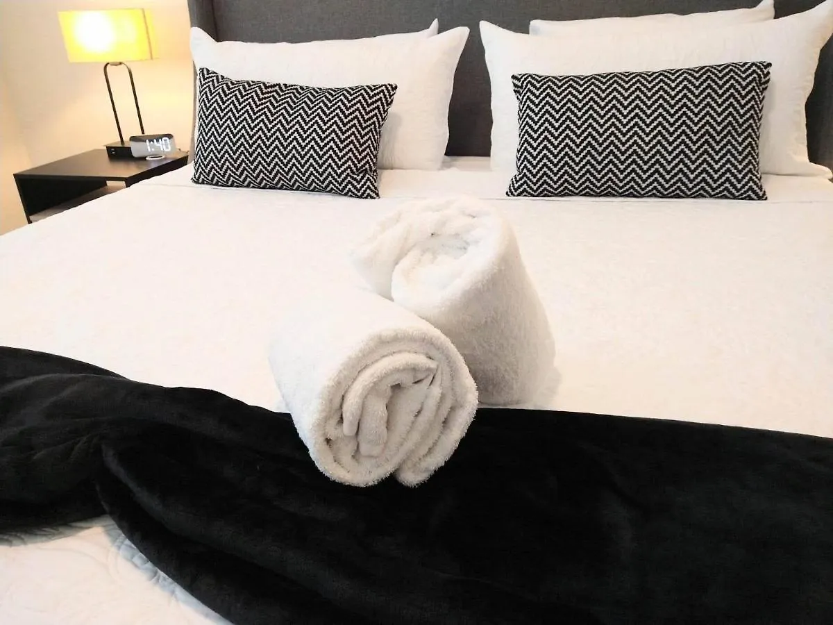 One Key Lux Apt - Lpga Speedway Airport Beach Apartment Daytona Beach