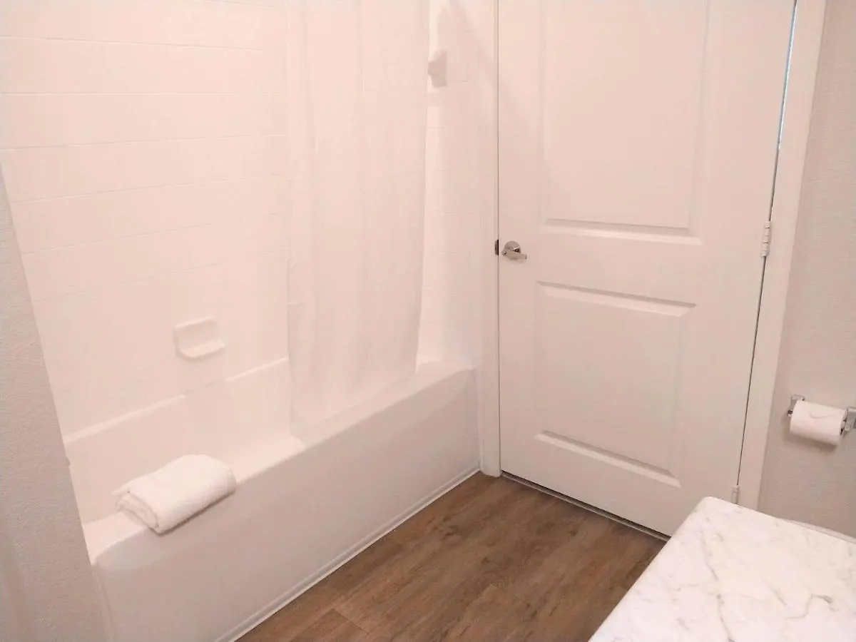 One Key Lux Apt - Lpga Speedway Airport Beach Apartment Daytona Beach